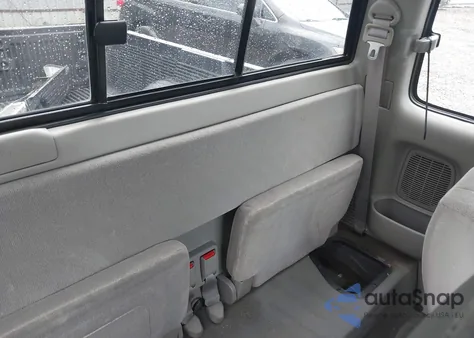 2004 Toyota Tacoma Base V6 z USA, uszkodzony, nr VIN 5TEWN72N84Z353394